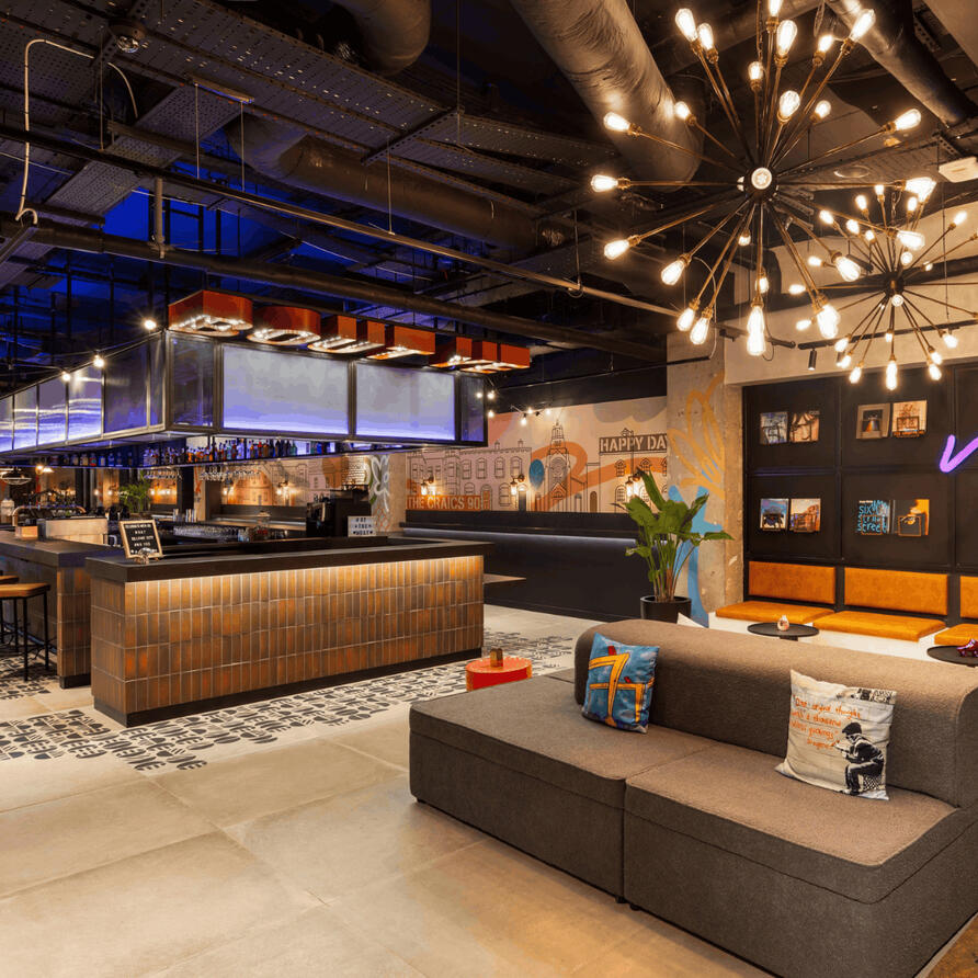 Moxy Belfast City